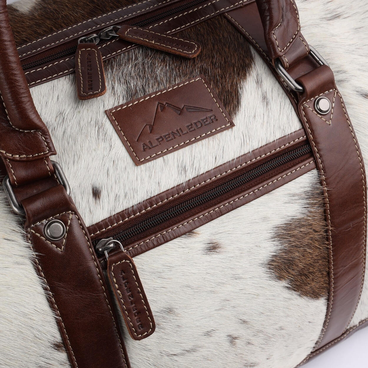 bundlestar-alpenlder-reisetasche-pinzgauer-1